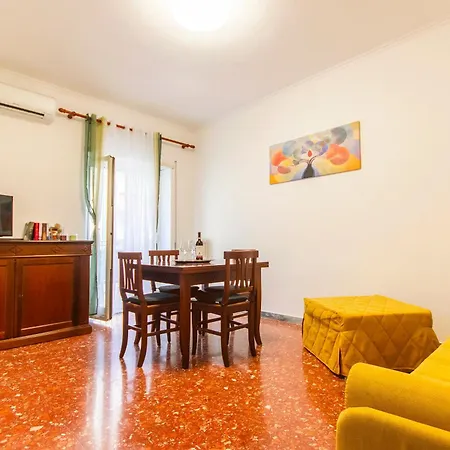 アパート Delizioso A Cinecitta Vicino Metro A Wifi & Ac