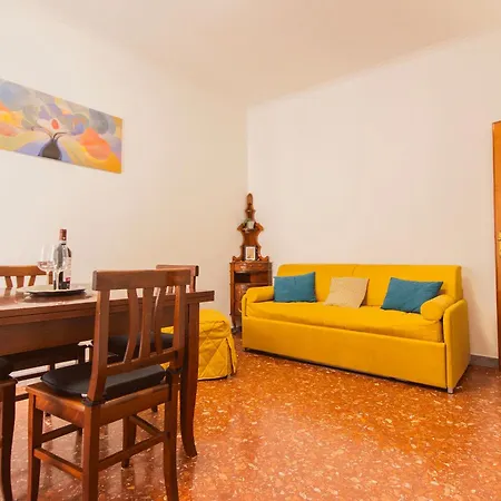 Delizioso A Cinecitta Vicino Metro A Wifi & Ac ローマ