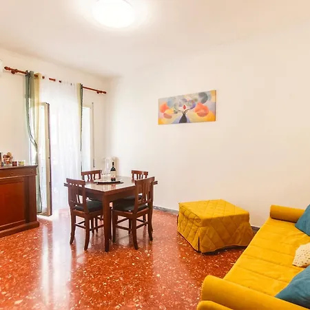 Delizioso A Cinecitta Vicino Metro A Wifi & Ac アパート *