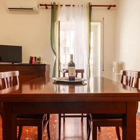 Delizioso A Cinecitta Vicino Metro A Wifi & Ac *